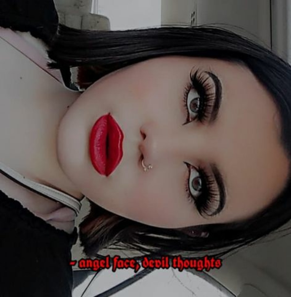 Meet your Posher, Isabella